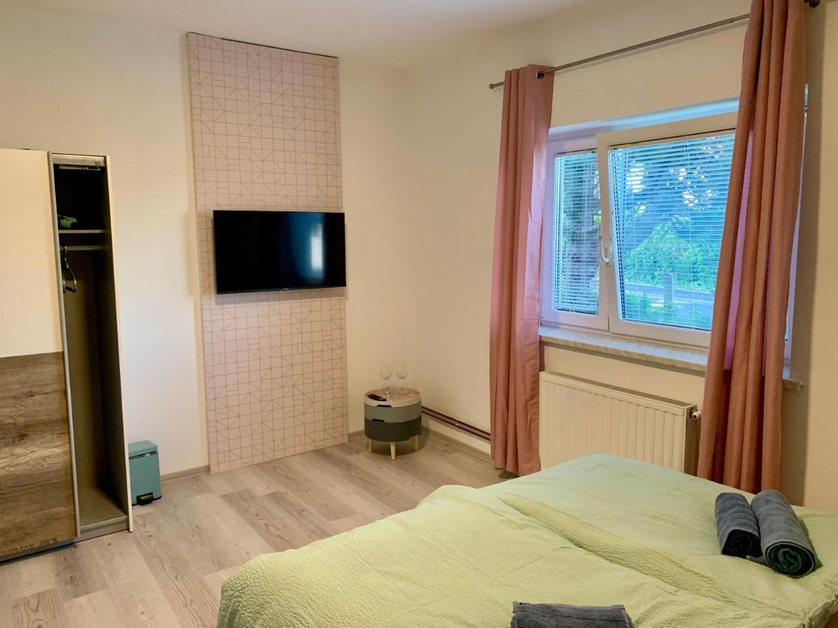Rooms Optim Ptuj Bagian luar foto