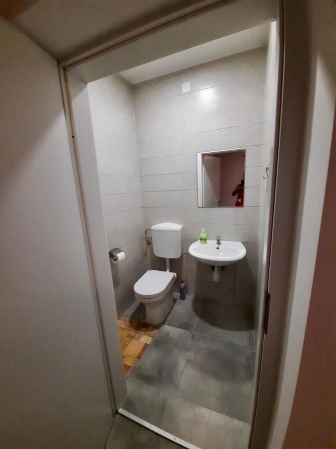 Rooms Optim Ptuj Bagian luar foto